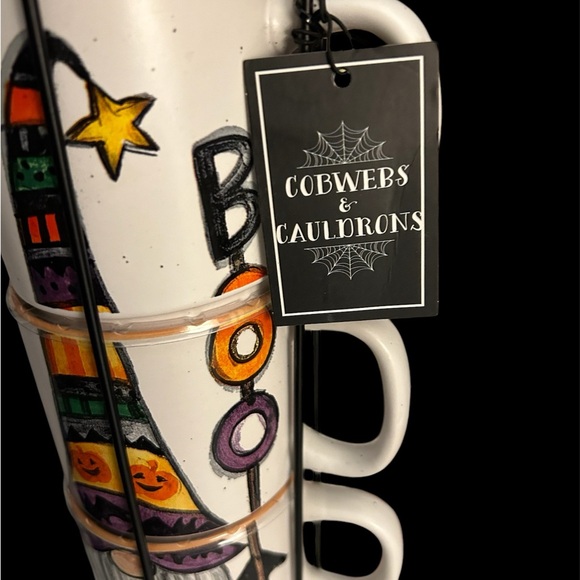 NWT Cobwebs & Caldrons Set of Four Stackable Halloween Mugs - Picture 2 of 3